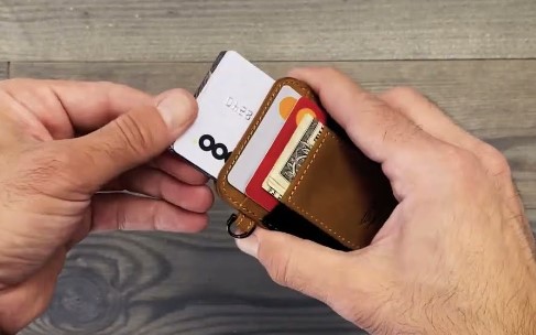 How To Keep Credit Cards From Falling Out Of Your Wallet