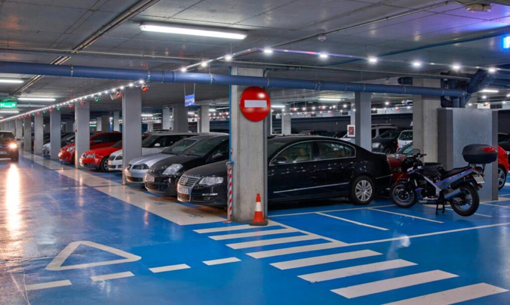 Advanced Strategies for Investing in Parking Lots