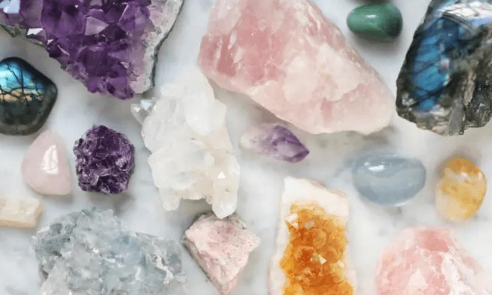 How Much Money Do I Need to Start a Crystal Business