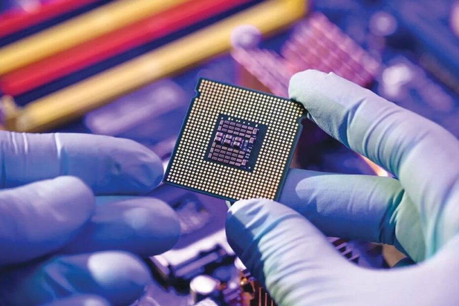 Is Semiconductor Equipment Giant A Better Investment