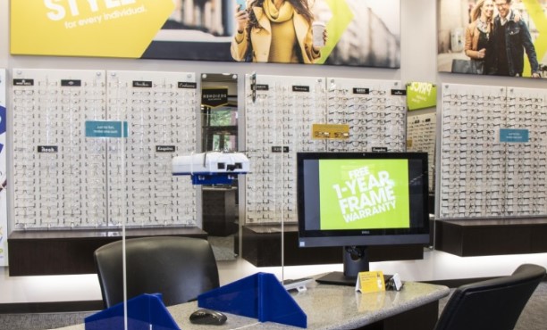 Eyemart Express Locations and Medicare